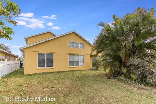 Foto del edificio - 4 br, 2 bath House - 14912 Indigo Lake Dr