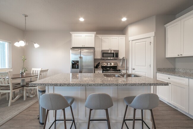 Foto del edificio - Text RENT to +18019018302