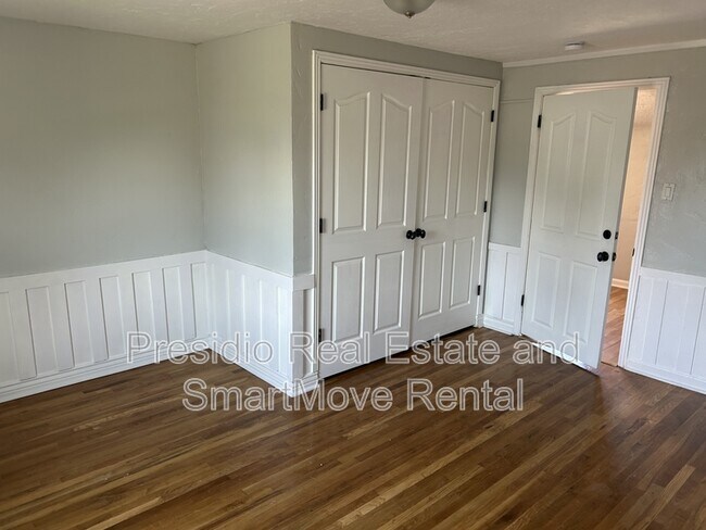 Building Photo - 259 E 4800 S