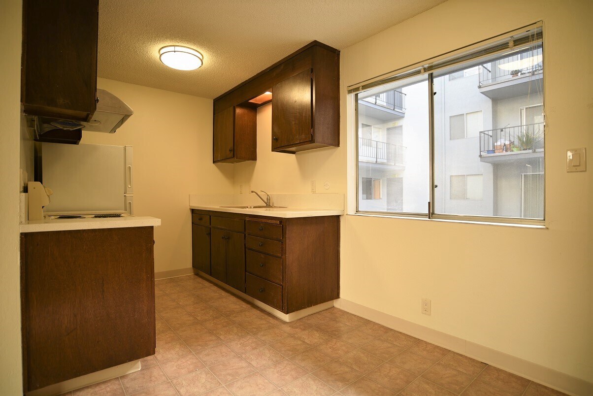 Foto principal - 2725 Haste St