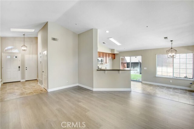 Building Photo - 13642 Cabrillo Ct
