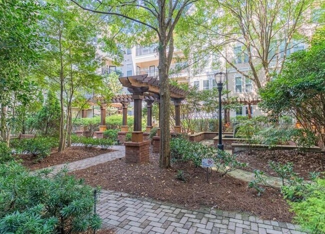 Foto del edificio - 1850 Cotillion Dr