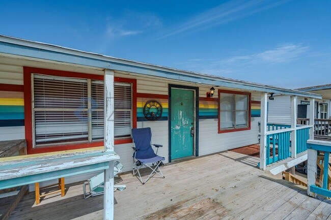 Foto del edificio - 210 Surf Dr