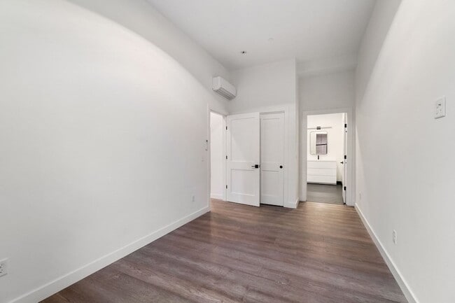 Photo - 217 Essex St Apartment