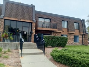 Building Photo - 613 Limerick Ln