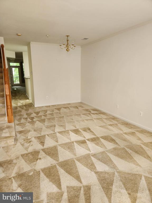 Building Photo - 2663 Manhattan Pl