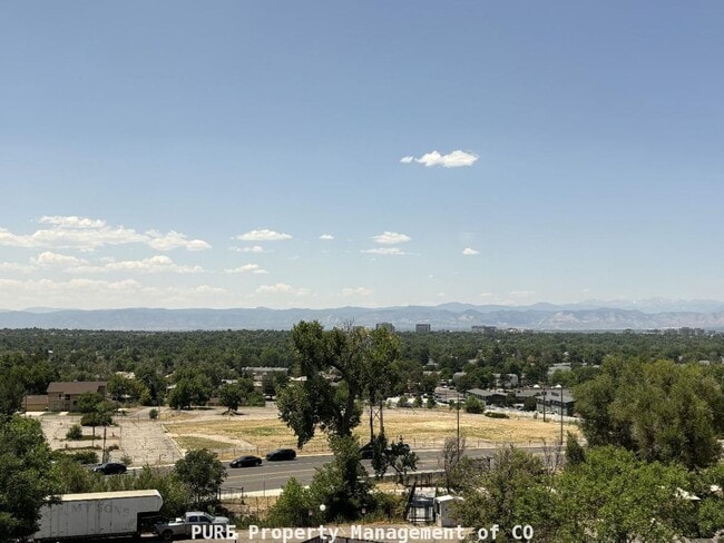 Photo - Beautiful 2 bedroom 2 bath condo!  Updated!