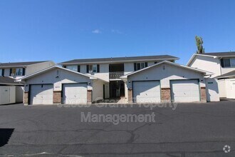 Building Photo - 631 Hoopes Ave