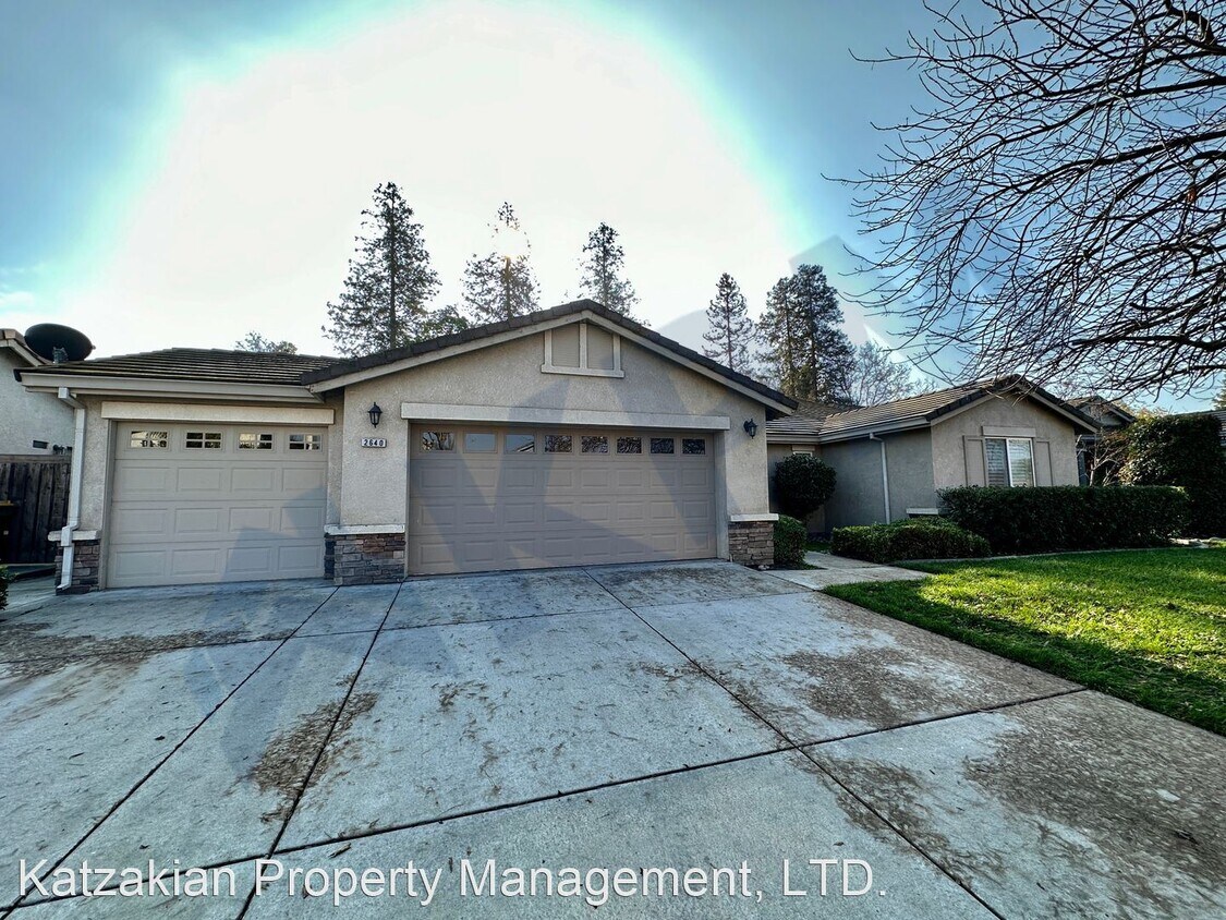 Foto principal - 4 br, 2.5 bath House - 2640 Lonnie Beck Way