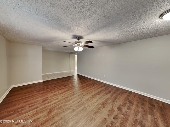 Foto del edificio - 1111 North St