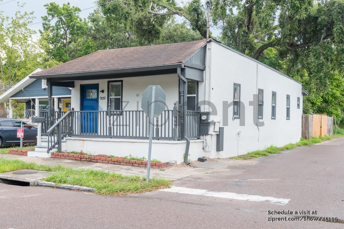 Primary Photo - 909 E 28th Ave
