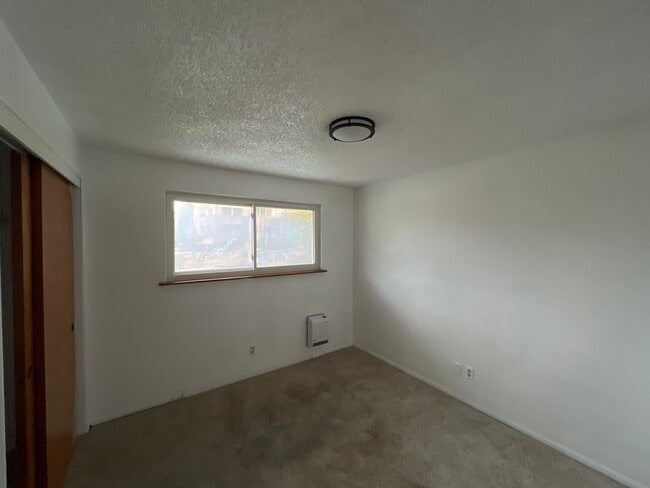 Foto del edificio - 3901-3912 12th St SW