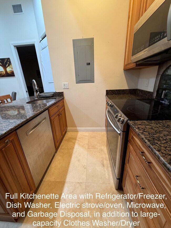 Kitchen Appliances - 17701 Circle Pond Ct