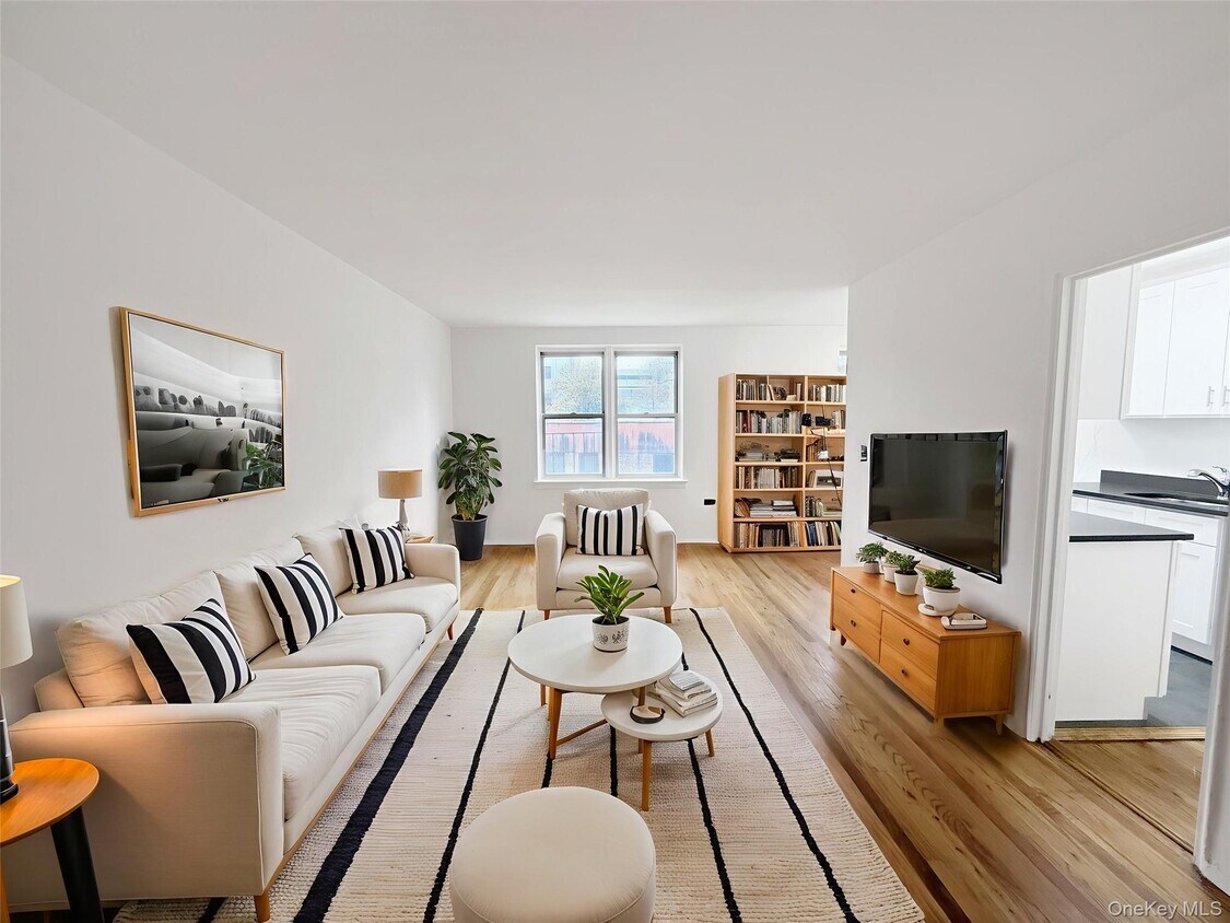 Foto principal - 2630 Kingsbridge Terrace