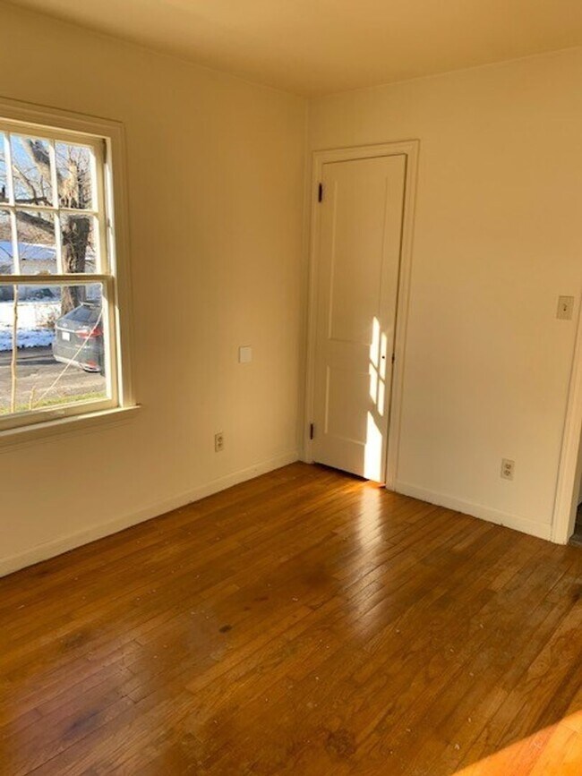 Foto del edificio - YOUNGSTOWN SOUTH 2-3 BED HOME