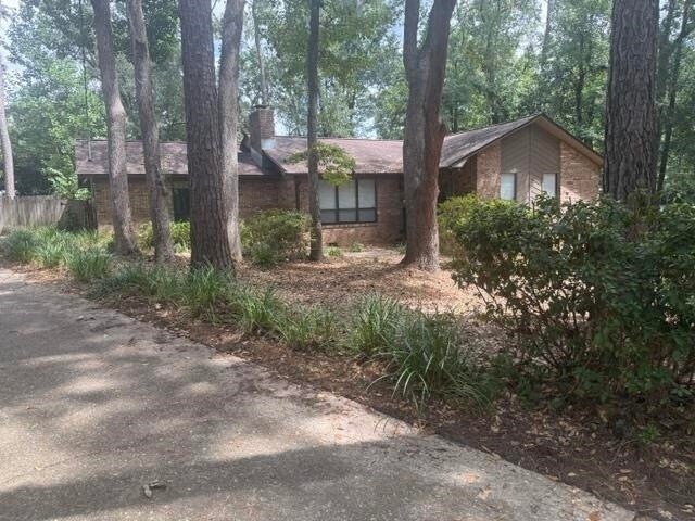 Building Photo - 394 Castleton Cir