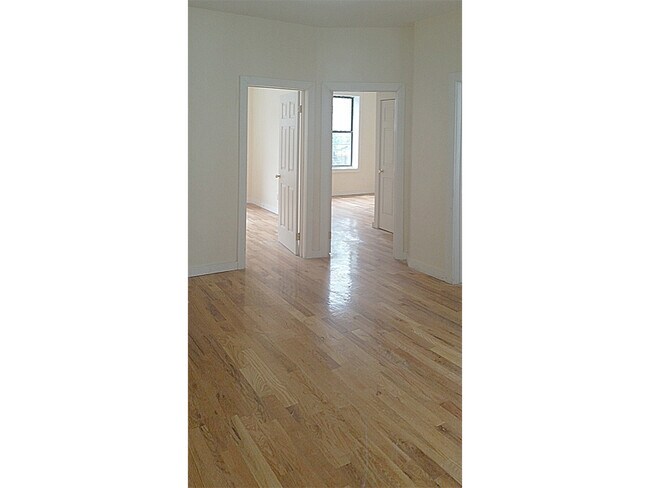 Foto del edificio - 3019 Newkirk Ave