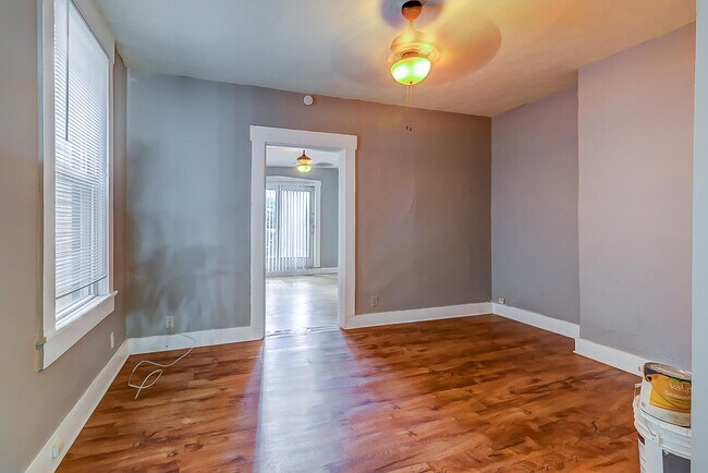 PART OF LIVINGROOM - 1109 Belvedere St