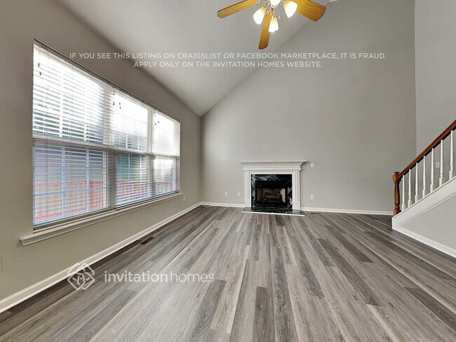 Foto del edificio - 8007 Harrington Woods Rd