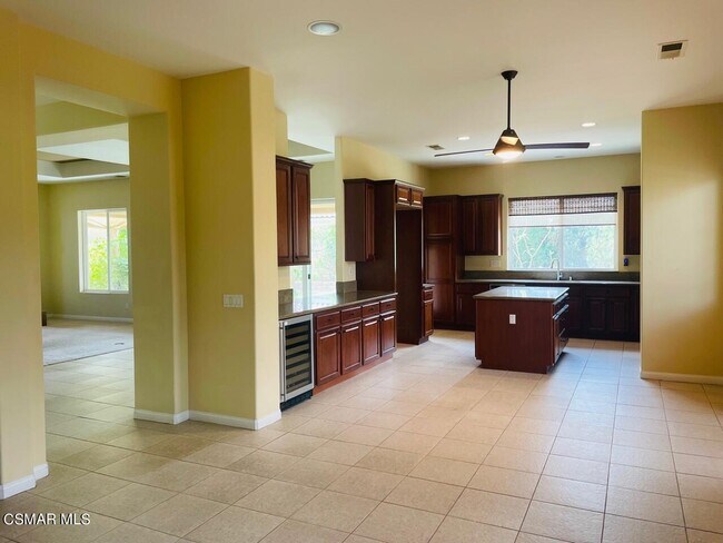 Building Photo - 79140 Shadow Trail