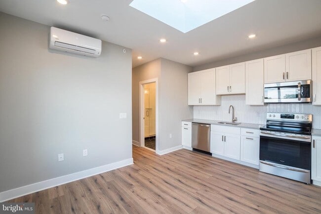 Building Photo - 5007 Pentridge St