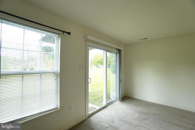 Foto del edificio - 431 Williamson Ct
