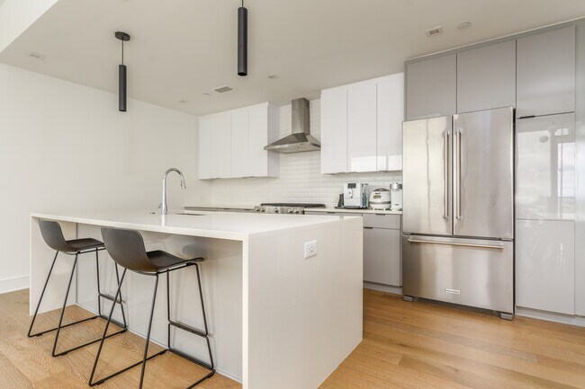 Foto del edificio - 788 W Marietta St NW