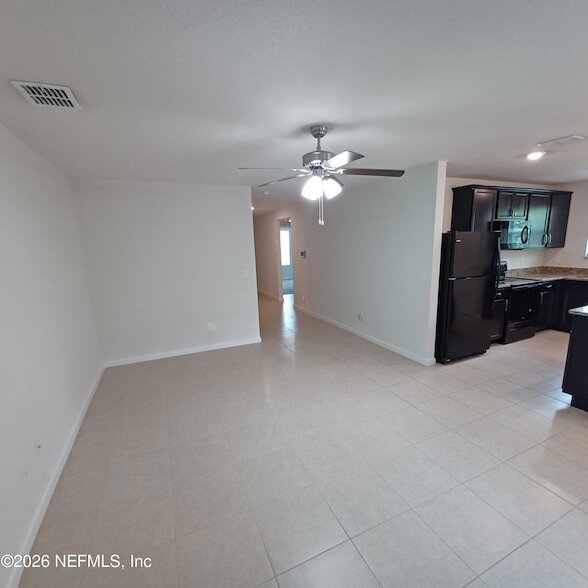 Foto del edificio - 8684 Lake George Cir W