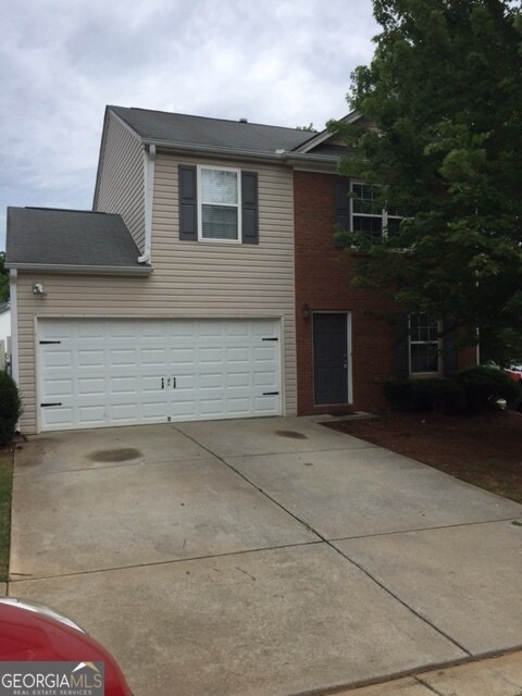 Primary Photo - 423 Royal Oak Dr