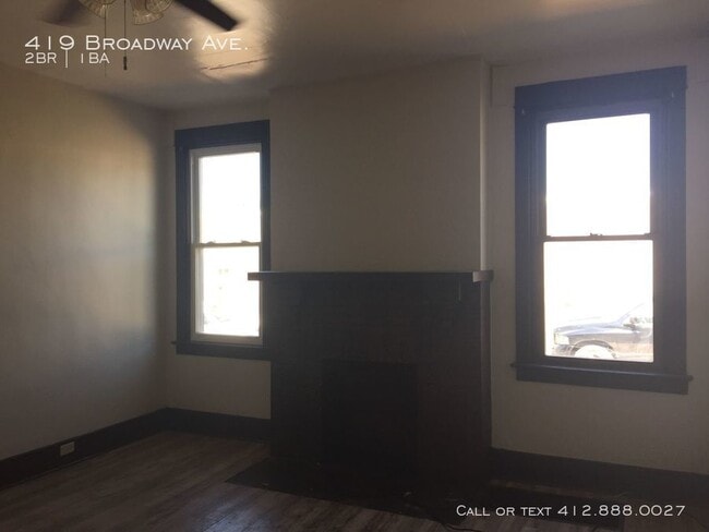 Building Photo - 2 bedroom 1st floor apartment Mckees Rocks