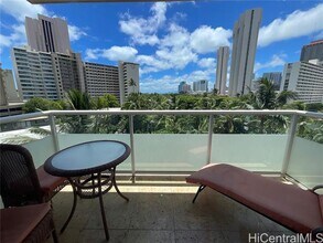 Building Photo - 1551 Ala Wai Blvd