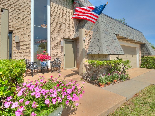 Foto del edificio - 1533 Glenbrook Dr