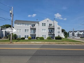 Building Photo - 215 Beach St