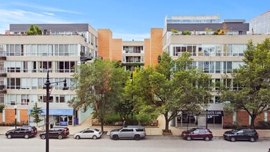 Building Photo - 1440 S Michigan Ave