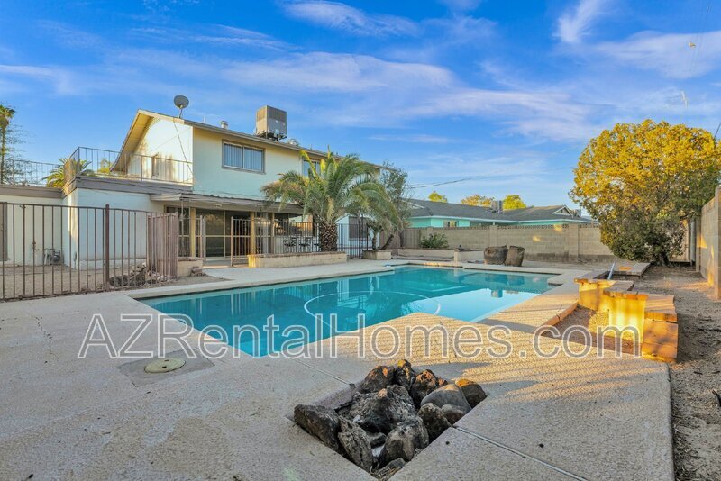 Foto principal - 966 E La Jolla Dr