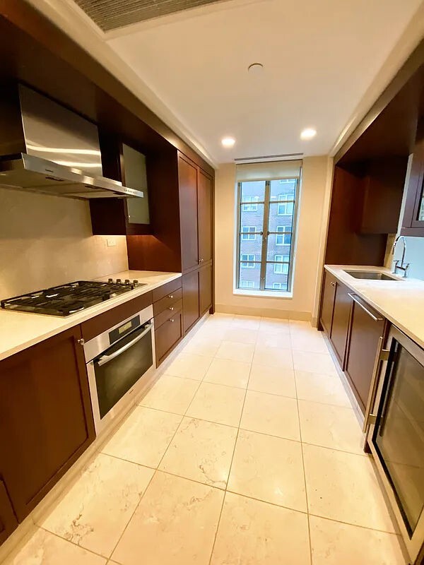 Foto principal - 140 East 63rd Street