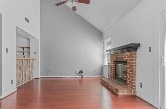 Foto del edificio - 2513 Reagan Ave