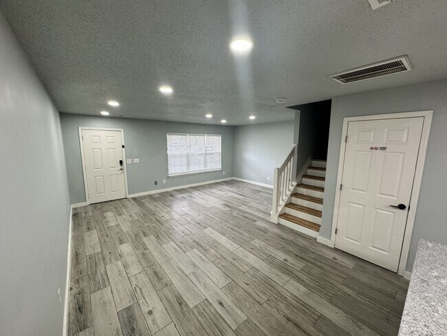 Building Photo - 108 Bridford Downs Dr