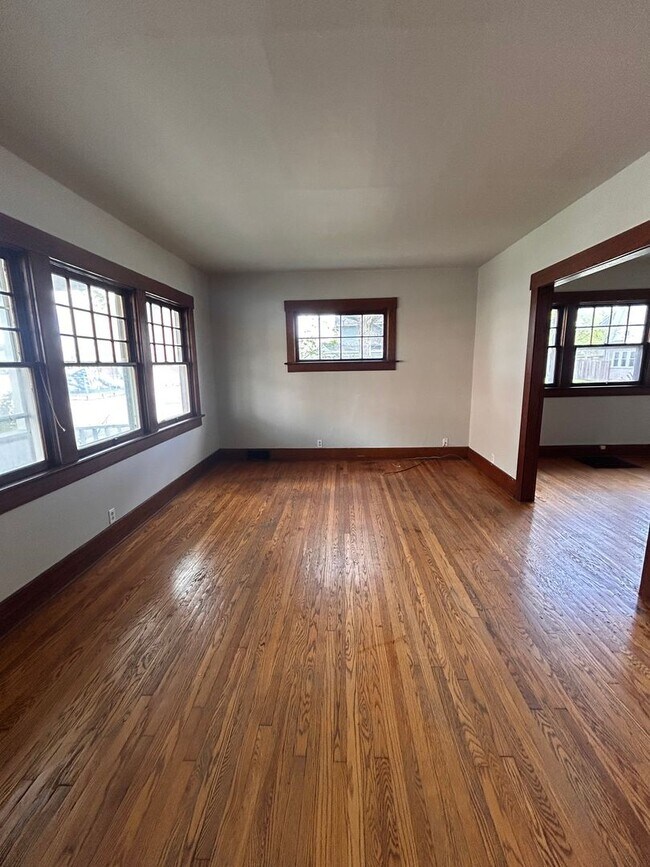 Foto del edificio - 901 Cottage Ave