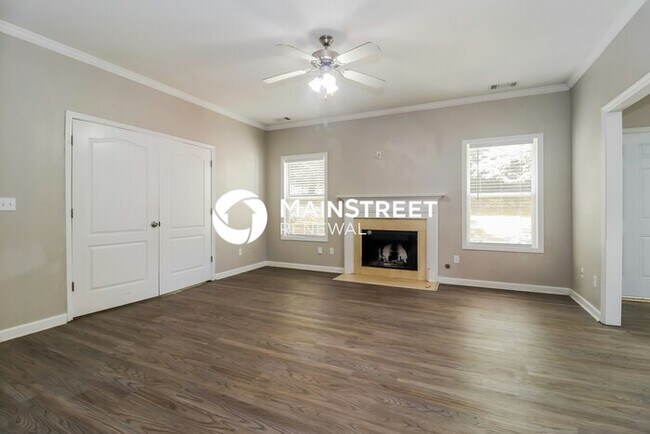 Foto del edificio - 5 Bedroom Pet-Friendly Home in Hiram, GA with Main Street Renewal