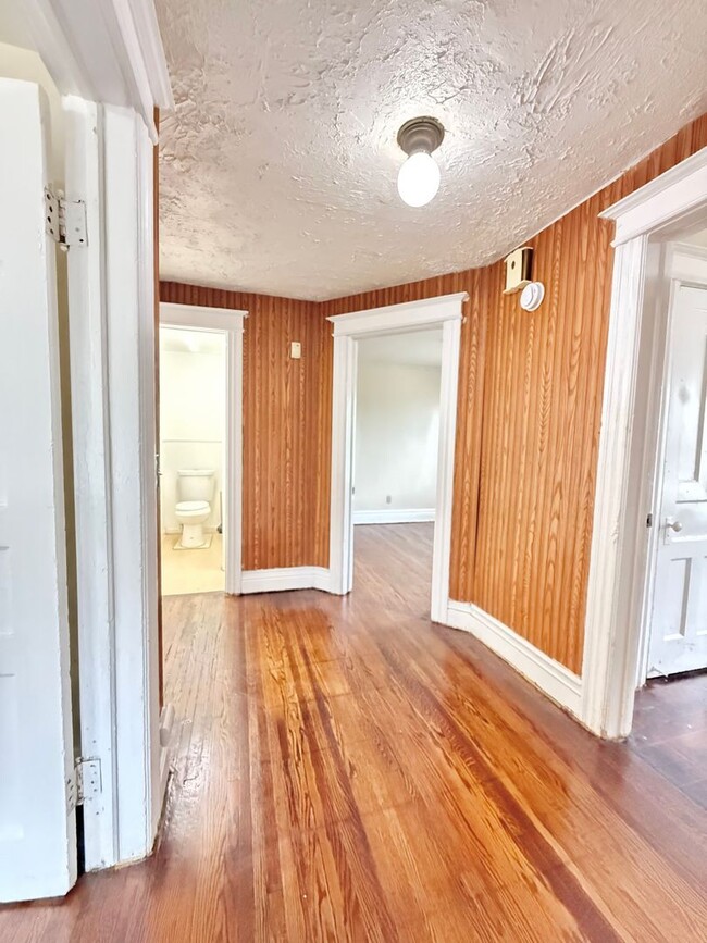 Foto del edificio - 4/2 Single Family Home | Hardwood Floors |...