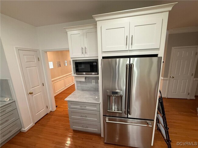 Foto del edificio - 9301 Olde Mill Pond Dr