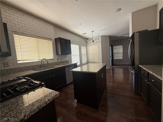 Building Photo - 1541 Dusty Canyon St
