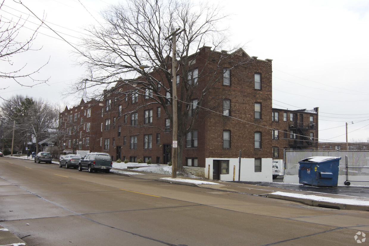 Building Photo - 2604 Bellevue Ave
