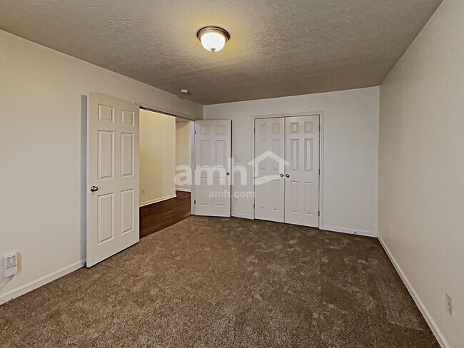 Foto del edificio - 1236 Bothwell Place