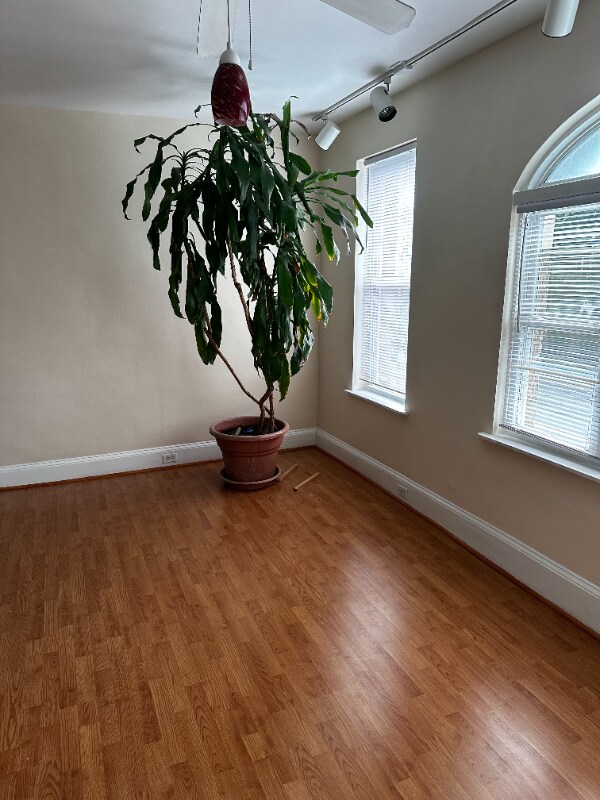 Foto del edificio - 1315 Park Rd NW