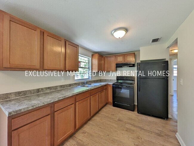 Foto del edificio - 3154 18th St W