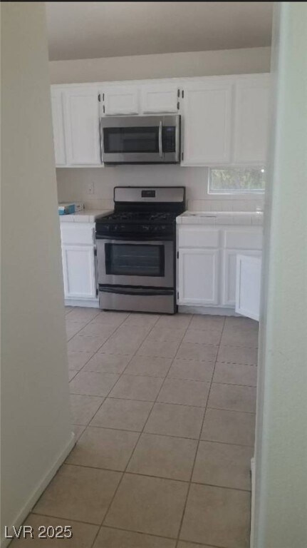 Building Photo - 5027 Vista Del Rio Way