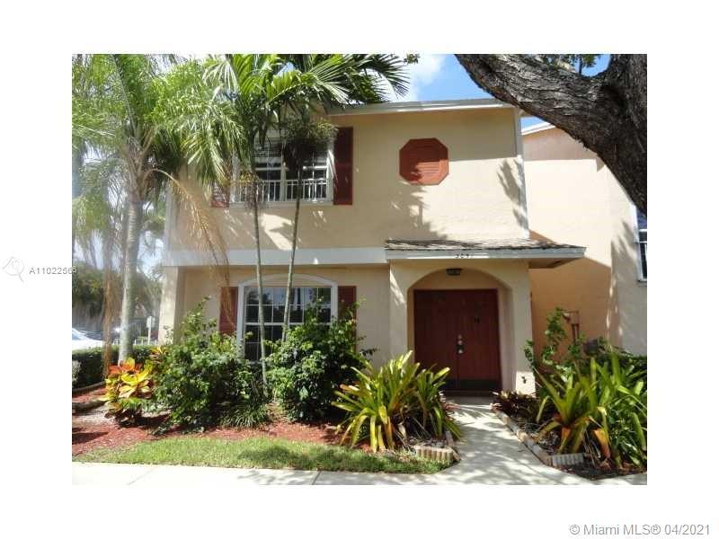 Primary Photo - 3841 NW 122nd Ter