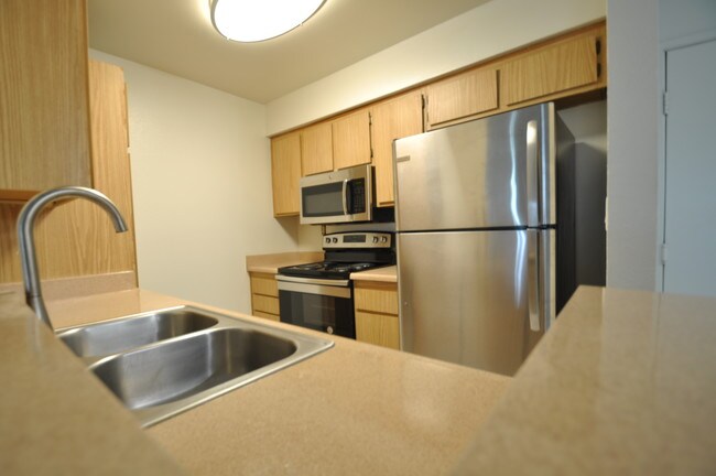 2 dormitorios, 2 baños - Americana Northridge
